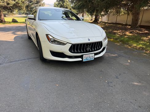 Used 2019 Maserati Ghibli S GranLusso AWD/4WD image 8