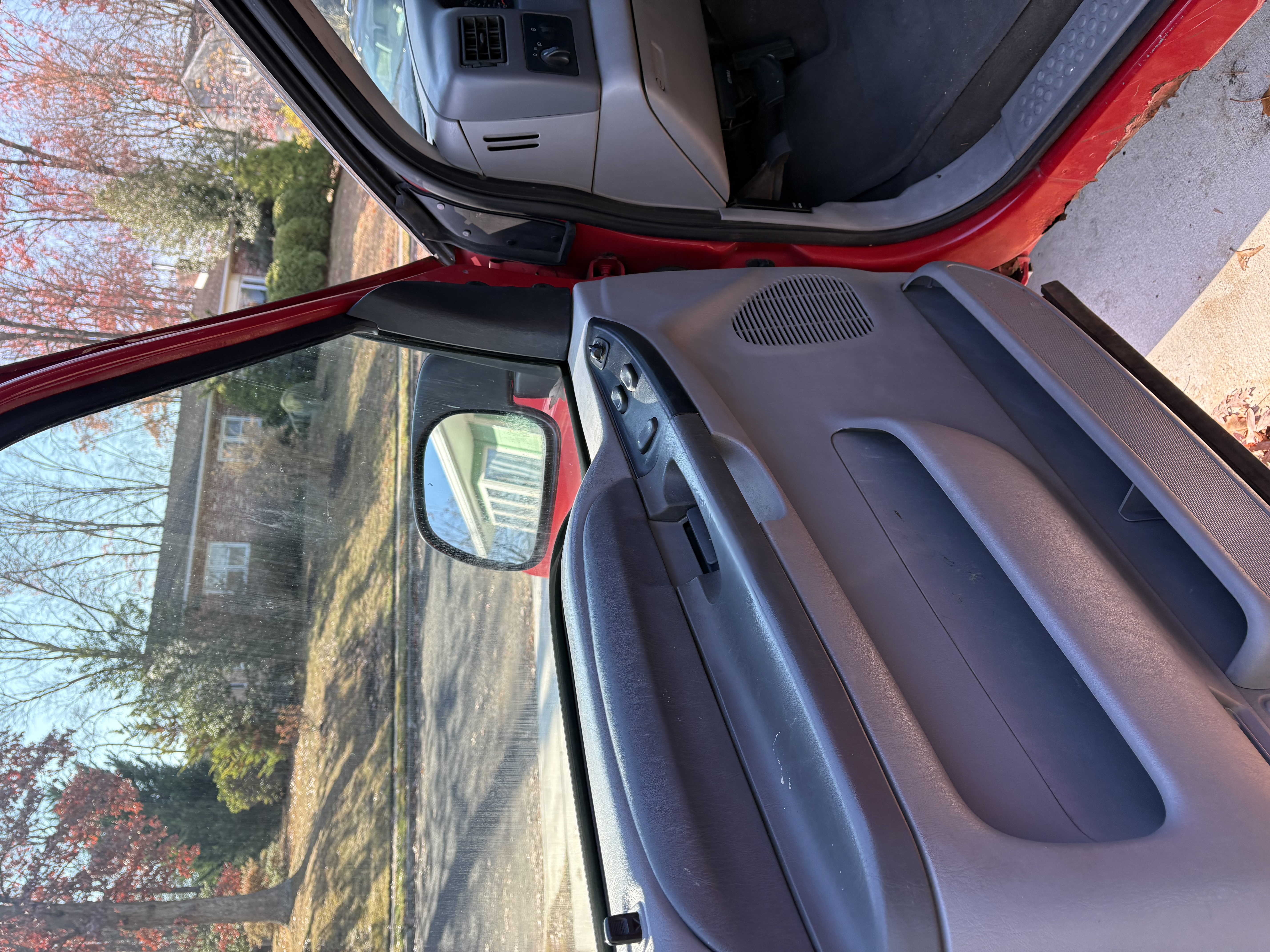 Used 2001 Ford F350 2WD Regular Cab Super Duty image 16