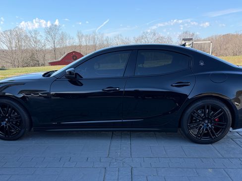 Used 2019 Maserati Ghibli S Q4 image 1