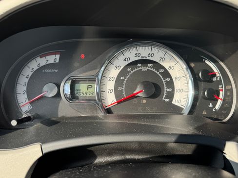 Used 2014 Toyota Sienna SE w/ SE Premium Package w/Entune FWD image 10