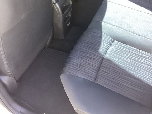 Used 2019 Nissan Sentra SV image 14