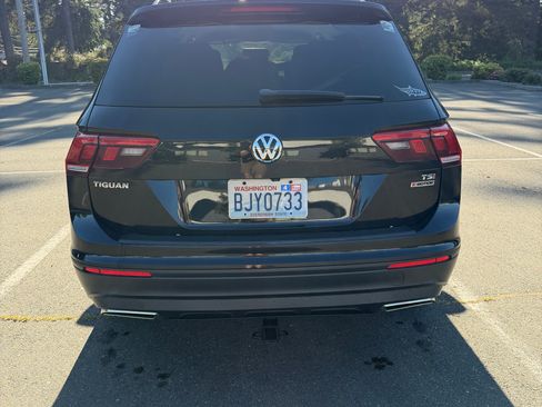 Used 2018 Volkswagen Tiguan S w/ 3rd Row Seat Package AWD/4WD image 5