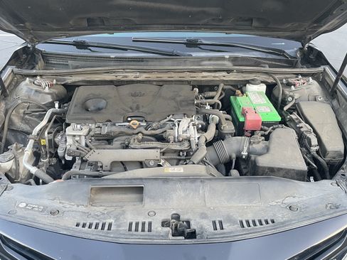 Used 2019 Toyota Camry SE w/ Carpet Mat Package image 29