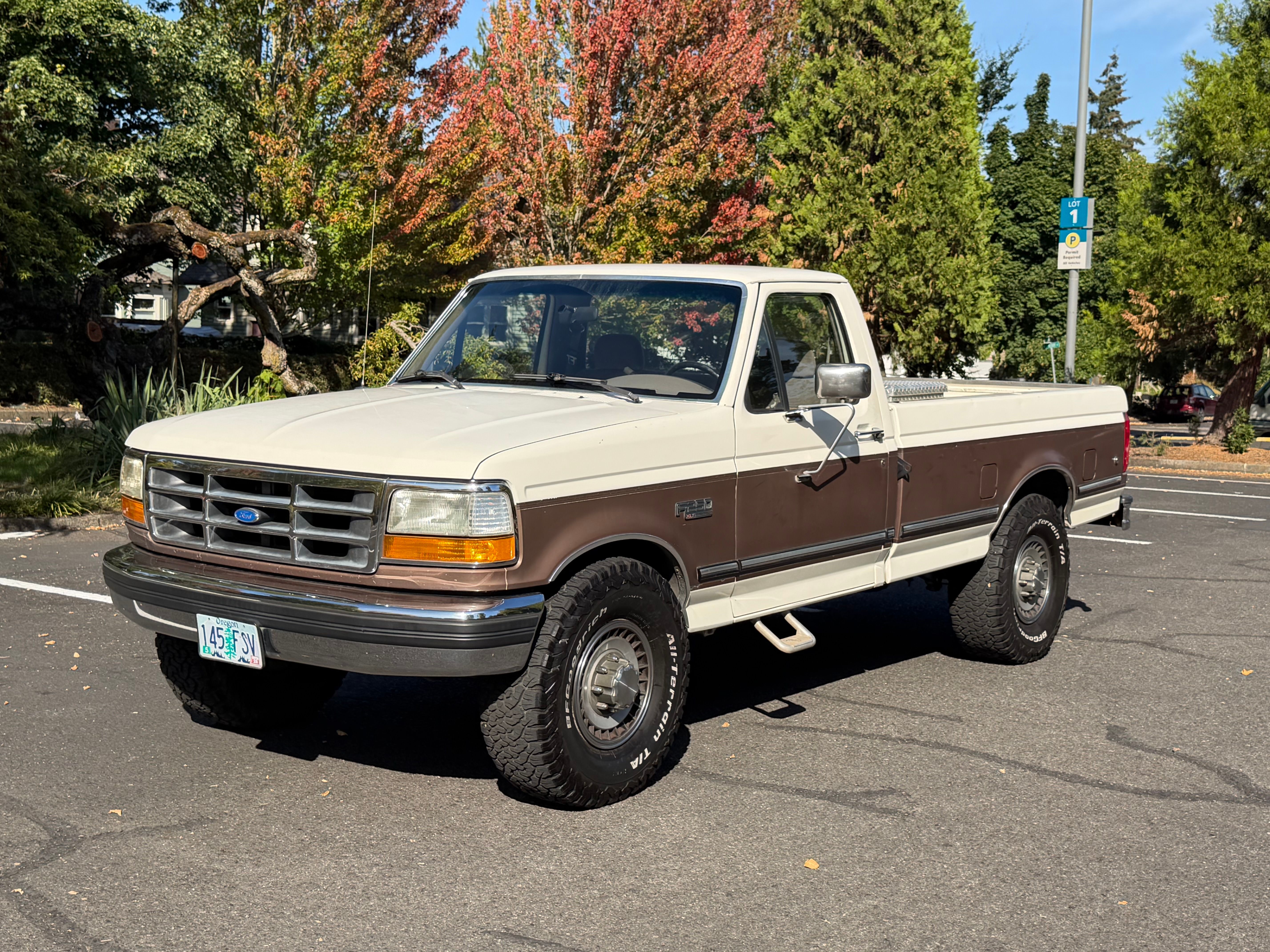 Used 1993 Ford F250 2WD Regular Cab image 1