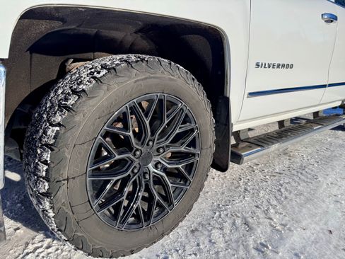 Used 2018 Chevrolet Silverado 1500 LTZ w/ Sport Package image 6