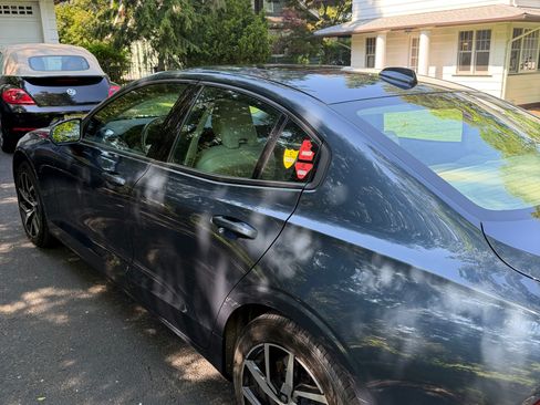Used 2020 Volvo S60 T5 Momentum FWD image 8