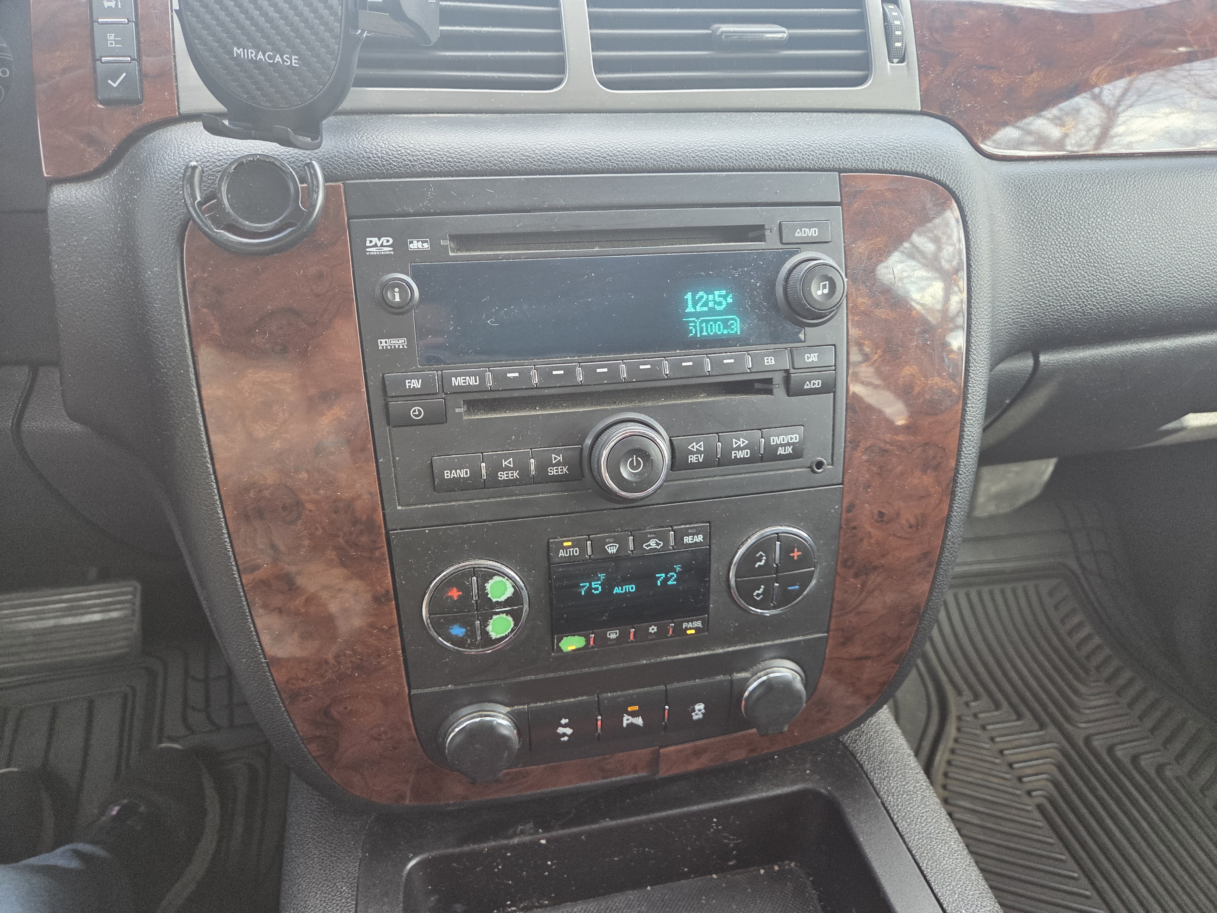 Used 2013 Chevrolet Tahoe LT AWD/4WD image 13