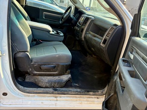 Used 2017 RAM 1500 Tradesman w/ Power & Remote Entry Group image 5