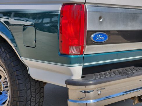 Used 1996 Ford Bronco image 5