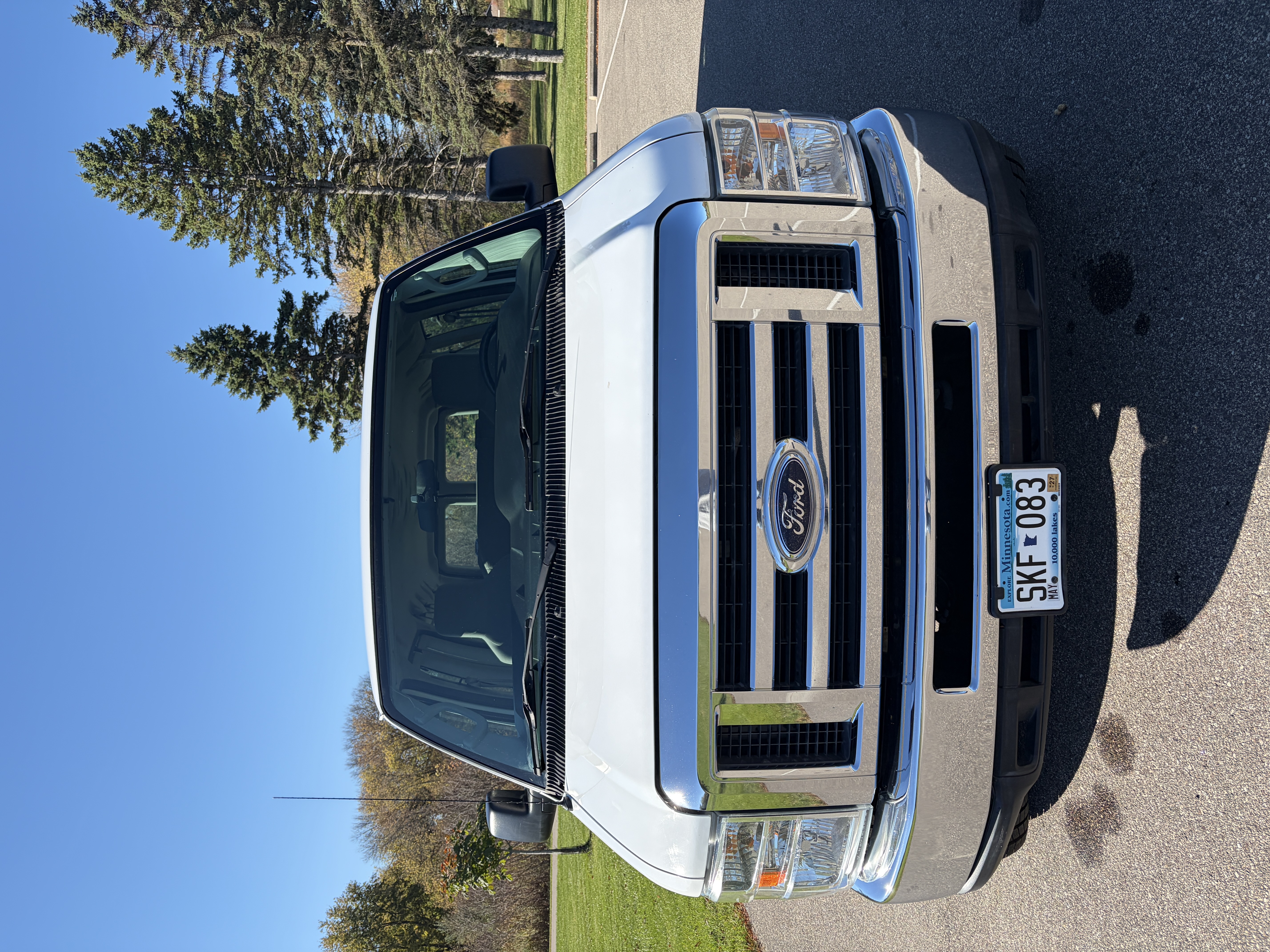 Used 2012 Ford E-350 and Econoline 350 XLT RWD image 2