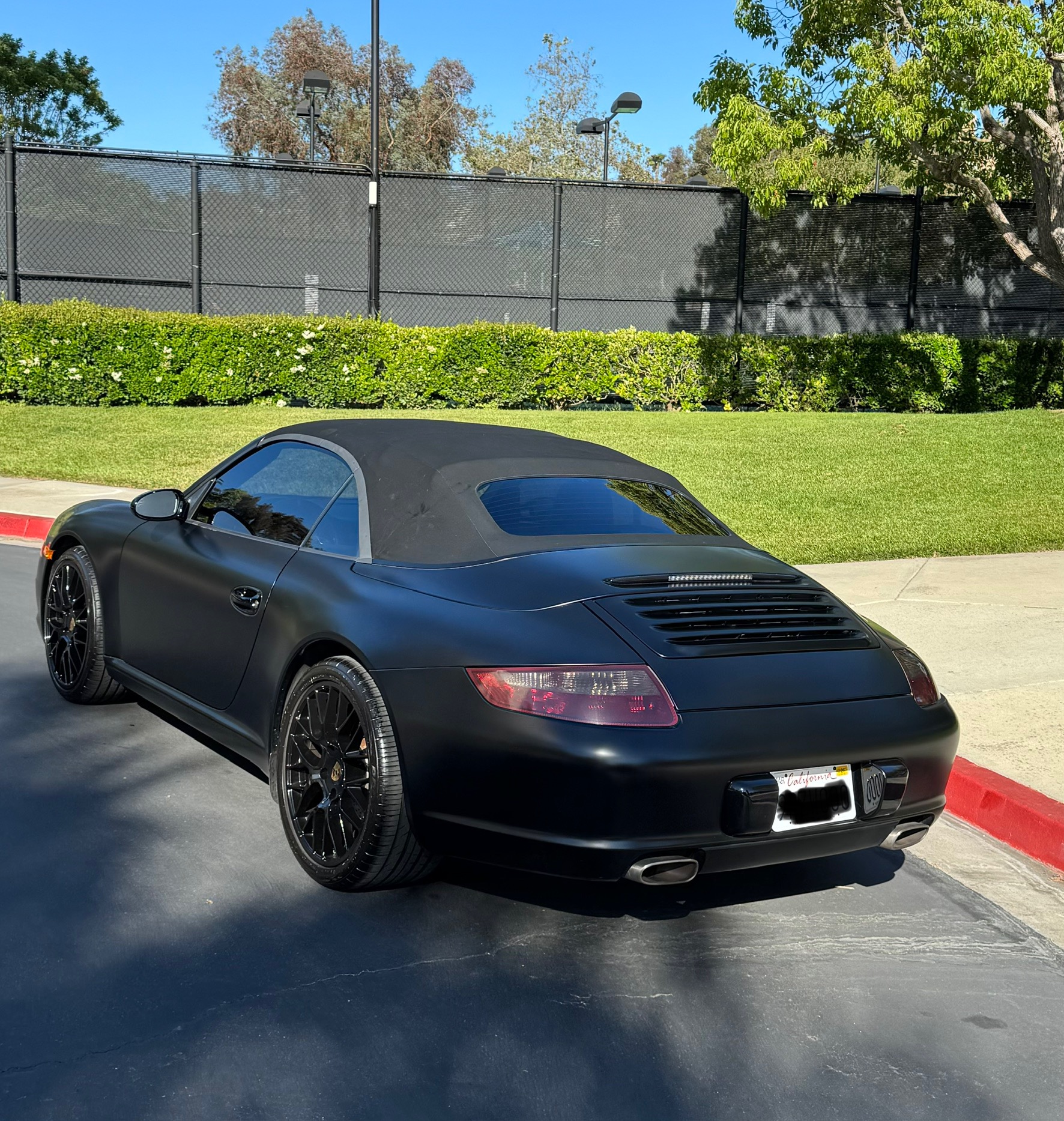 Used 2007 Porsche 911 Carrera RWD image 9