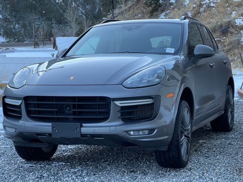 Used 2016 Porsche Cayenne GTS AWD/4WD image 6