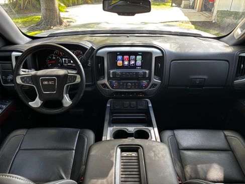 Used 2017 GMC Sierra 1500 SLT w/ SLT Premium Package image 17