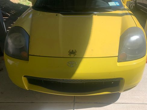 Used 2002 Toyota MR2 image 6