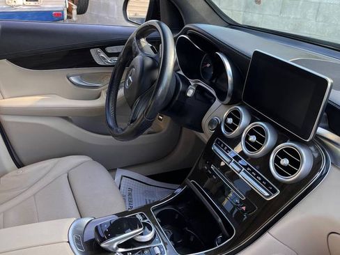 Used 2017 Mercedes-Benz GLC 300 image 21