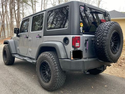 Used 2015 Jeep Wrangler Unlimited Sport w/ Quick Order Package 24S image 2