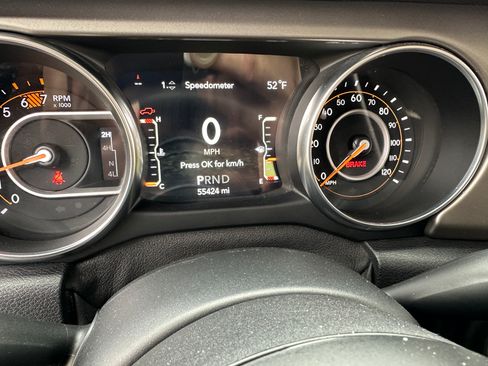 Used 2021 Jeep Wrangler Unlimited Sport image 2