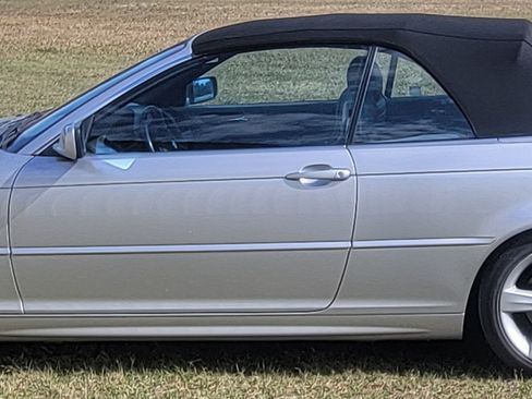 Used 2006 BMW 325Ci Convertible image 8