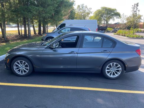 Used 2016 BMW 320i xDrive Sedan image 5