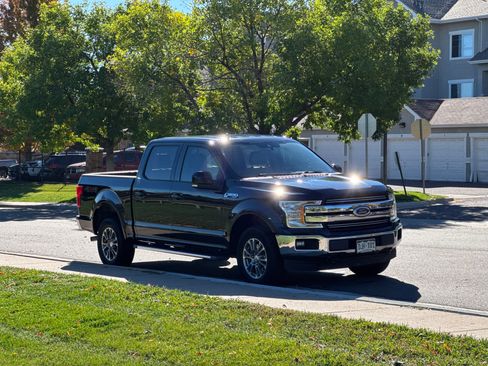 Used 2019 Ford F150 Lariat w/ Equipment Group 501A Mid image 4