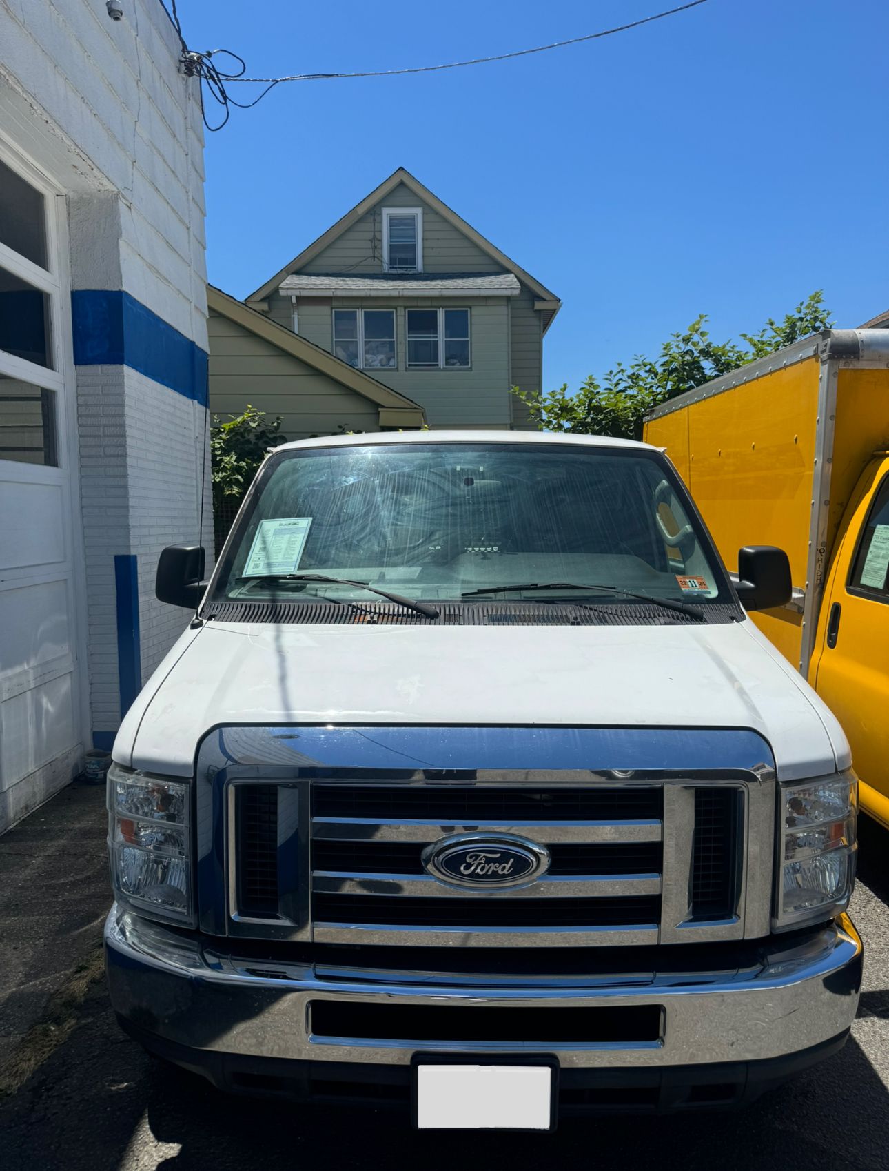 Used 2014 Ford E-250 and Econoline 250 w/ Power Group RWD image 2
