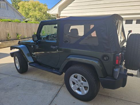 Used 2008 Jeep Wrangler Sahara w/ PWR Convenience Group image 2