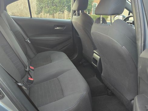 Used 2022 Toyota Corolla SE image 6