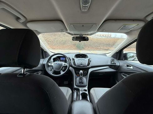 Used 2014 Ford Escape SE image 16