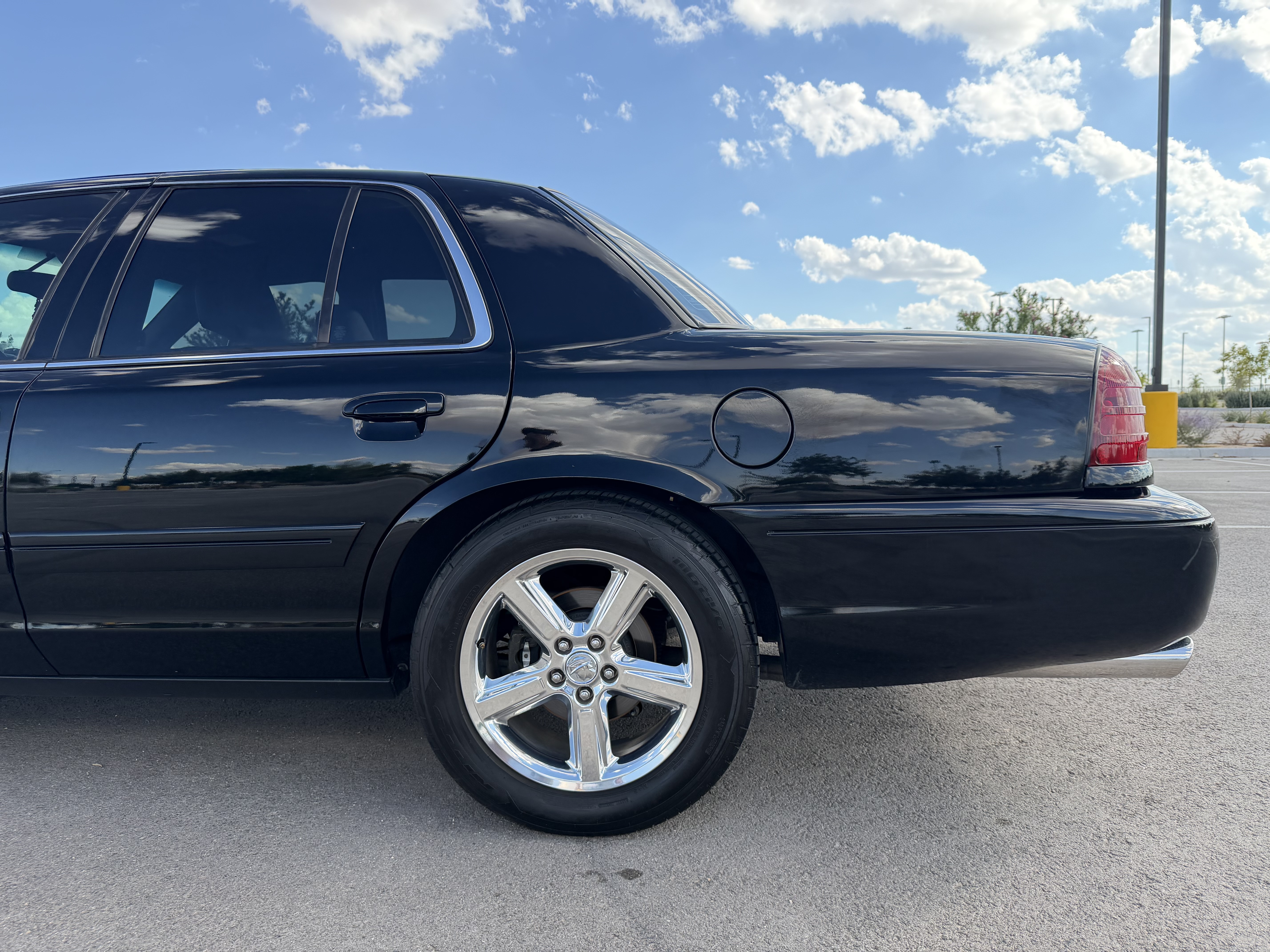 Used 2003 Mercury Marauder RWD image 4