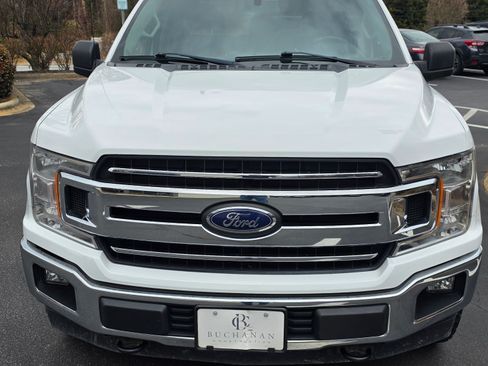 Used 2020 Ford F150 XLT image 4