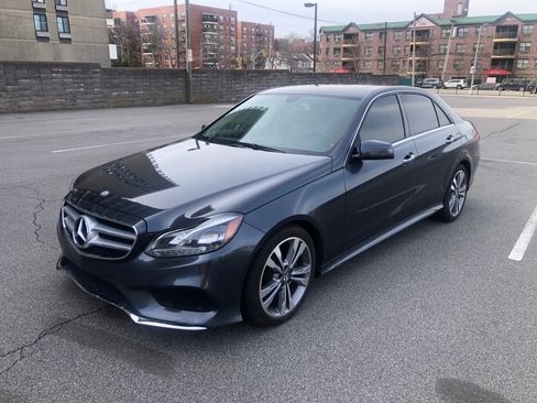 Used 2014 Mercedes-Benz E 350 Sedan image 1