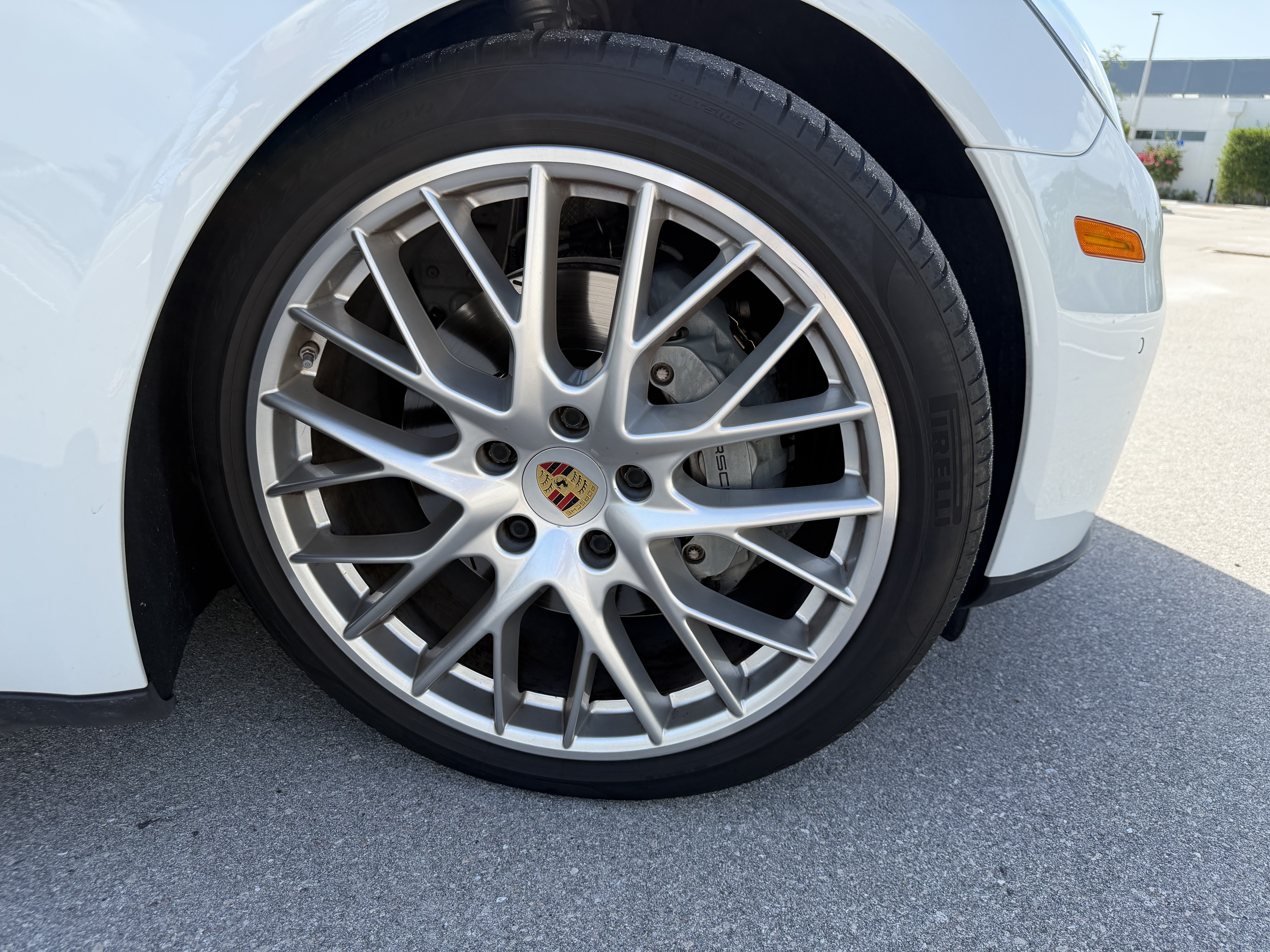 Used 2018 Porsche Panamera 4S AWD/4WD image 19