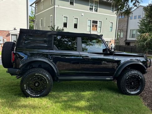 Used 2021 Ford Bronco Badlands image 1