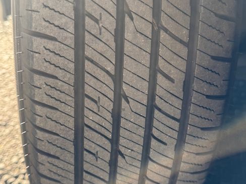 Used 2021 Toyota Prius Prime XLE image 14