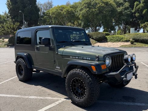 Used 2006 Jeep Wrangler Unlimited Rubicon AWD/4WD image 2