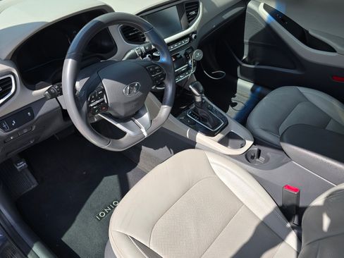 Used 2018 Hyundai Ioniq Limited image 8