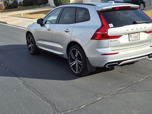 Used 2021 Volvo XC60 T5 R-Design w/ Protection Package Premier image 2