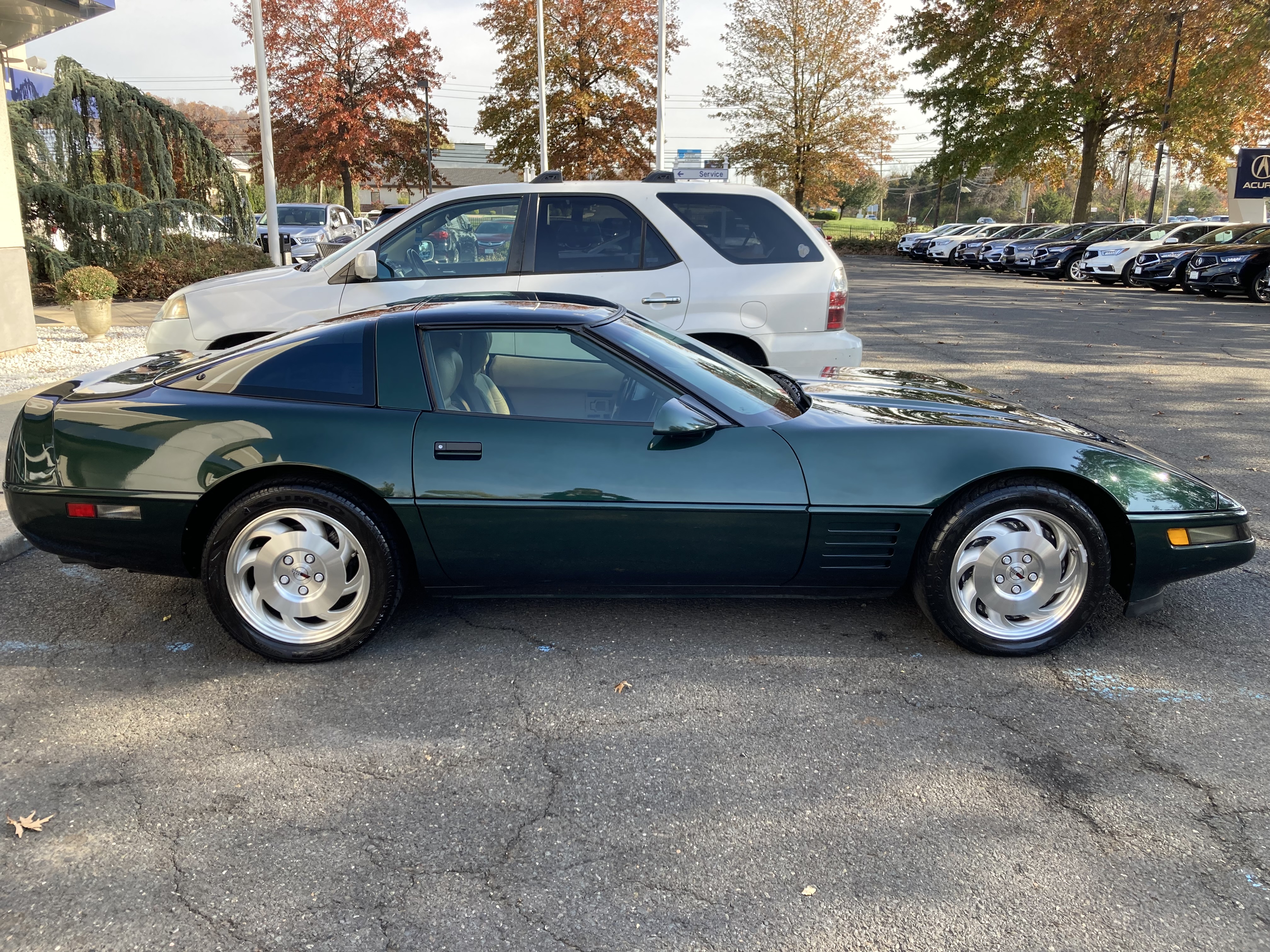 Used 1993 Chevrolet Corvette Coupe RWD image 9