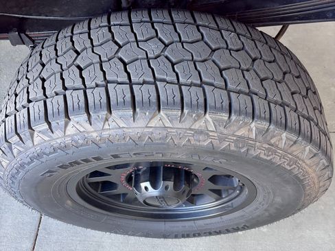 Used 2004 Ford F250 Lariat image 5