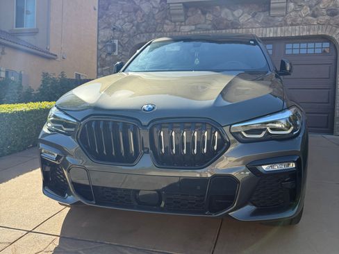 Used 2020 BMW X6 xDrive40i w/ M Sport Package image 1