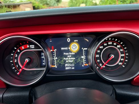 Used 2021 Jeep Wrangler Unlimited Rubicon image 18