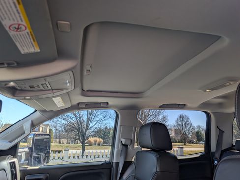 Used 2018 GMC Sierra 3500 Denali w/ Duramax Plus Package image 21