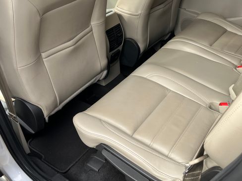 Used 2017 Ford Escape Titanium image 11