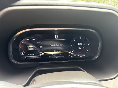 Used 2022 GMC Yukon SLT w/ SLT Premium Package RWD image 17