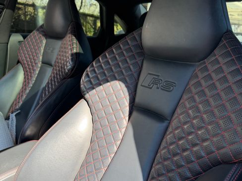 Used 2018 Audi RS 3 Sedan 4D w/ Dynamic Plus Package image 8