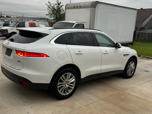 Used 2018 Jaguar F-PACE Prestige AWD/4WD image 1