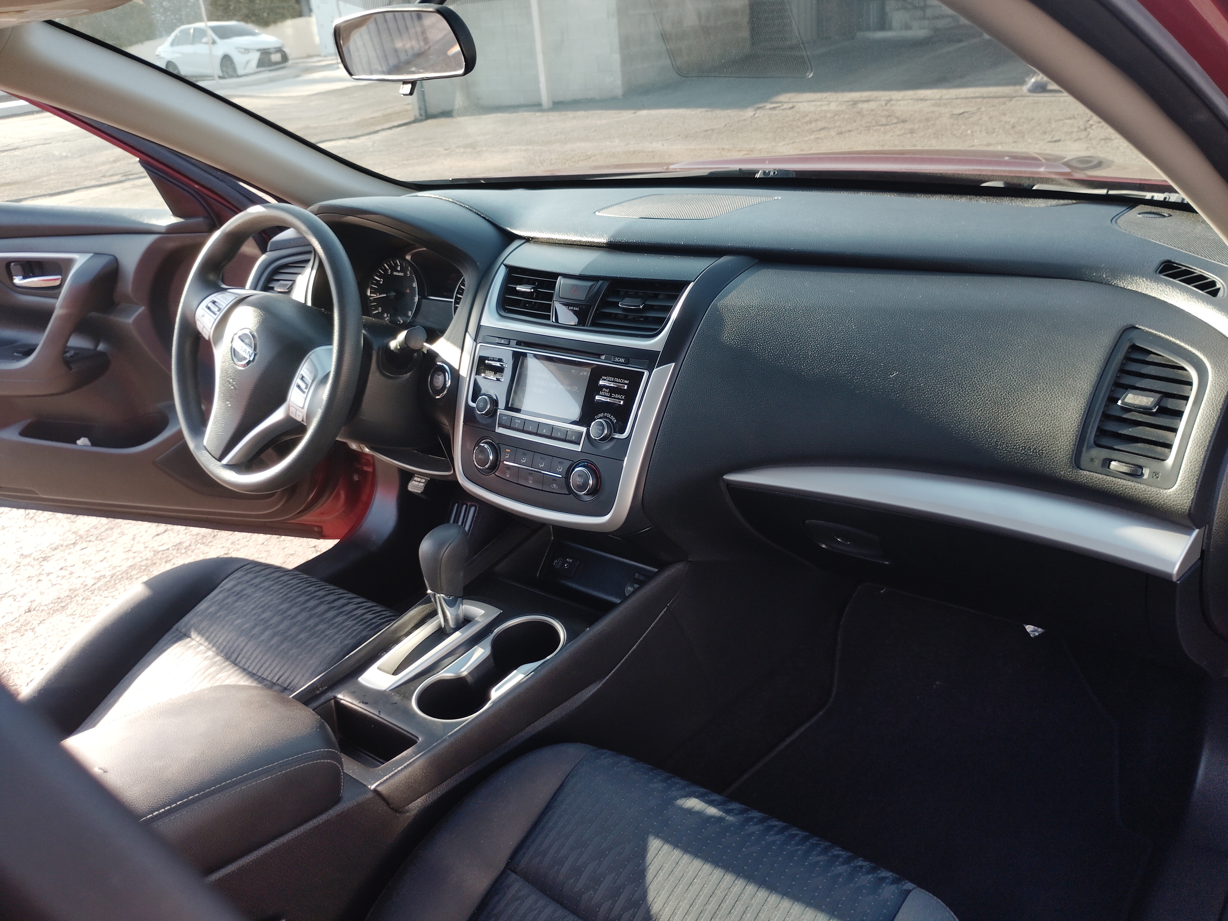 Used 2018 Nissan Altima 2.5 S w/ S Convenience Package FWD image 11