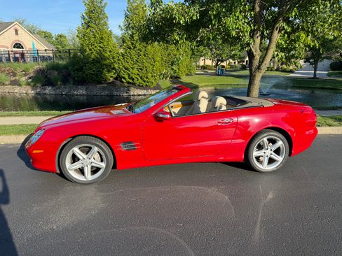 Used 2005 Mercedes-Benz SL 500 image 4