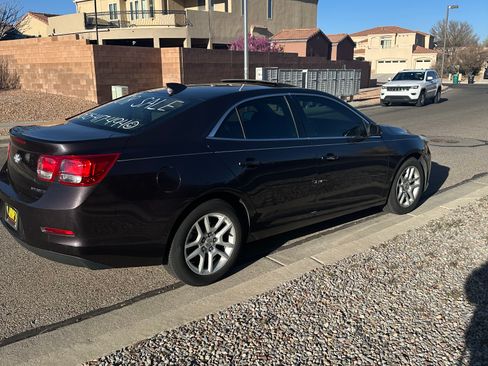 Used 2015 Chevrolet Malibu LT w/ Power Convenience Package image 5