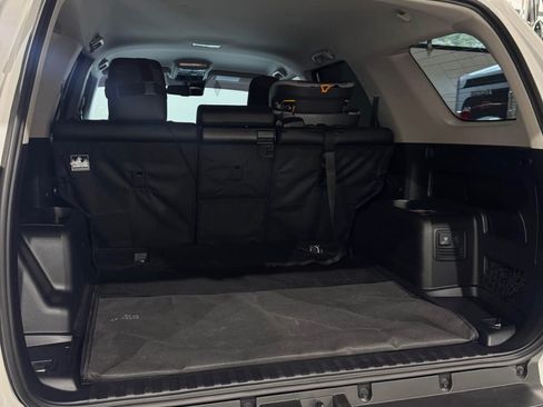 Used 2024 Toyota 4Runner TRD Off-Road Premium image 12